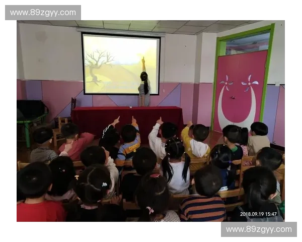 《探秘Dota2兵营:战略布局与战术运用的核心要素分析》 《探秘Dota2兵营:战略布局与战术运用的核心要素分析》